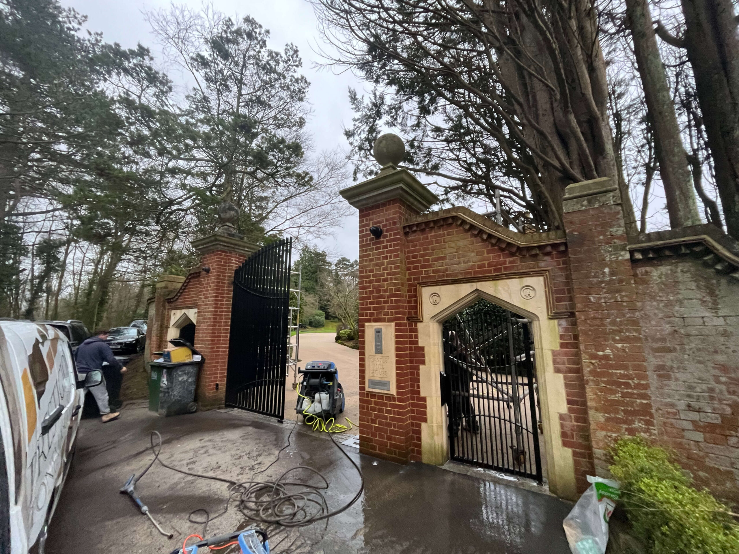 Prestigious Stone Installation | Installation | Cleaning | Restoration and Conservation | Stone and Brick Tinting | Design, Engineering and Supply | Proof Testing